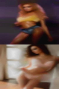 Good pussy women in 30s playing SC with pussy